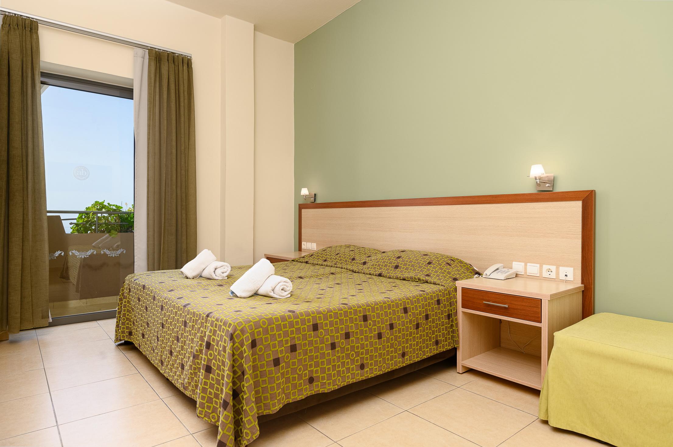 Alianthos Beach Hotel ปลาเกียส ภายนอก รูปภาพ