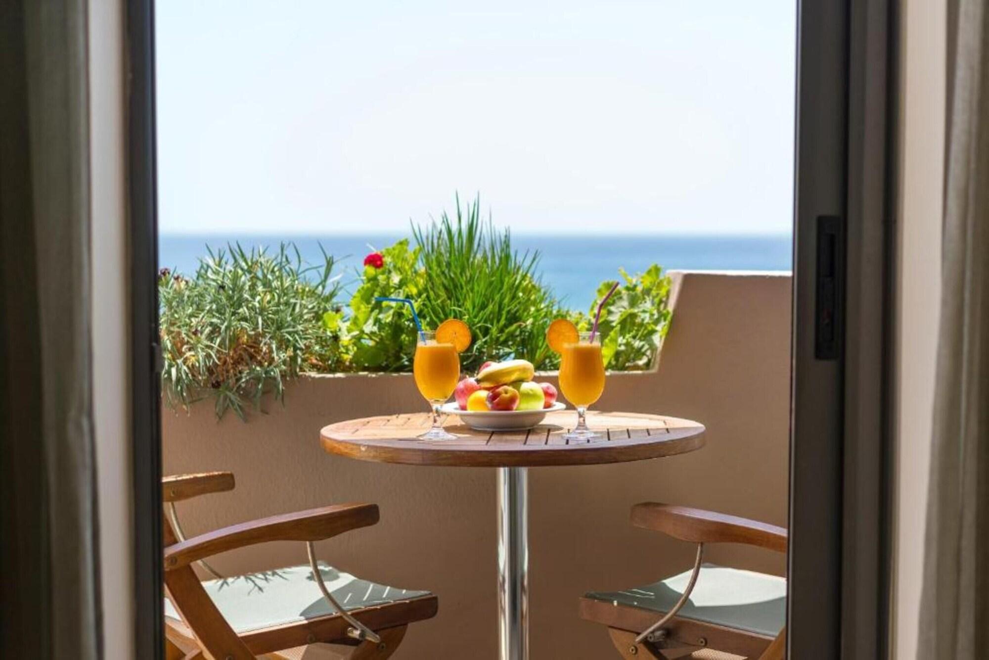 Alianthos Beach Hotel ปลาเกียส ภายนอก รูปภาพ