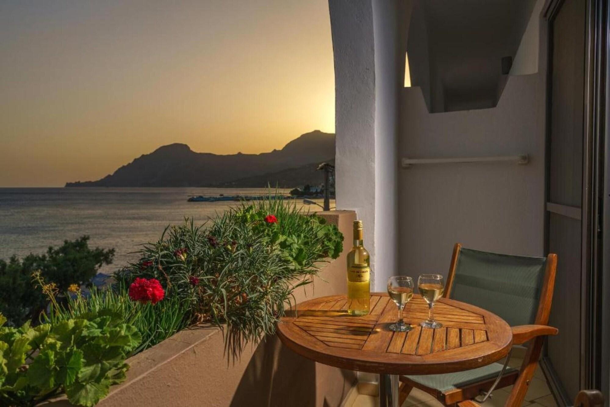 Alianthos Beach Hotel ปลาเกียส ภายนอก รูปภาพ